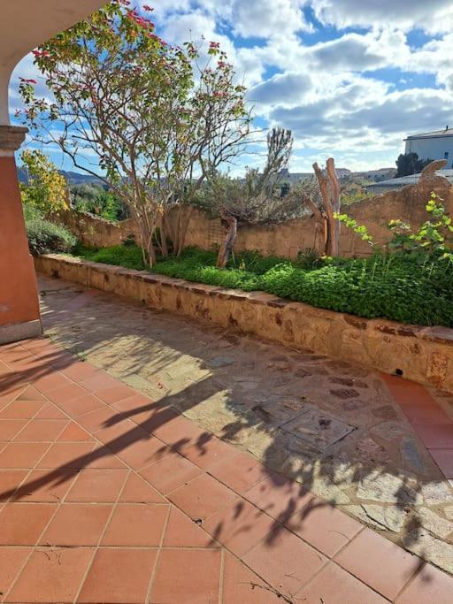 לה מדלנה Gelsi Holiday Home La Maddalena מראה חיצוני תמונה